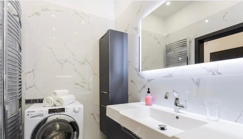 Luxury Apartment On Wenceslas Square Praga Exterior foto