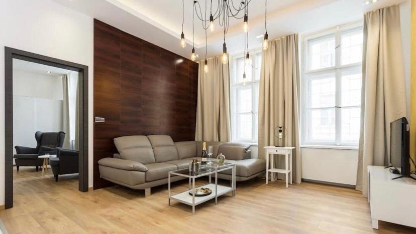 Luxury Apartment On Wenceslas Square Praga Exterior foto